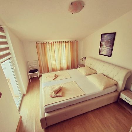 Apartments Nada Krk Town Εξωτερικό φωτογραφία